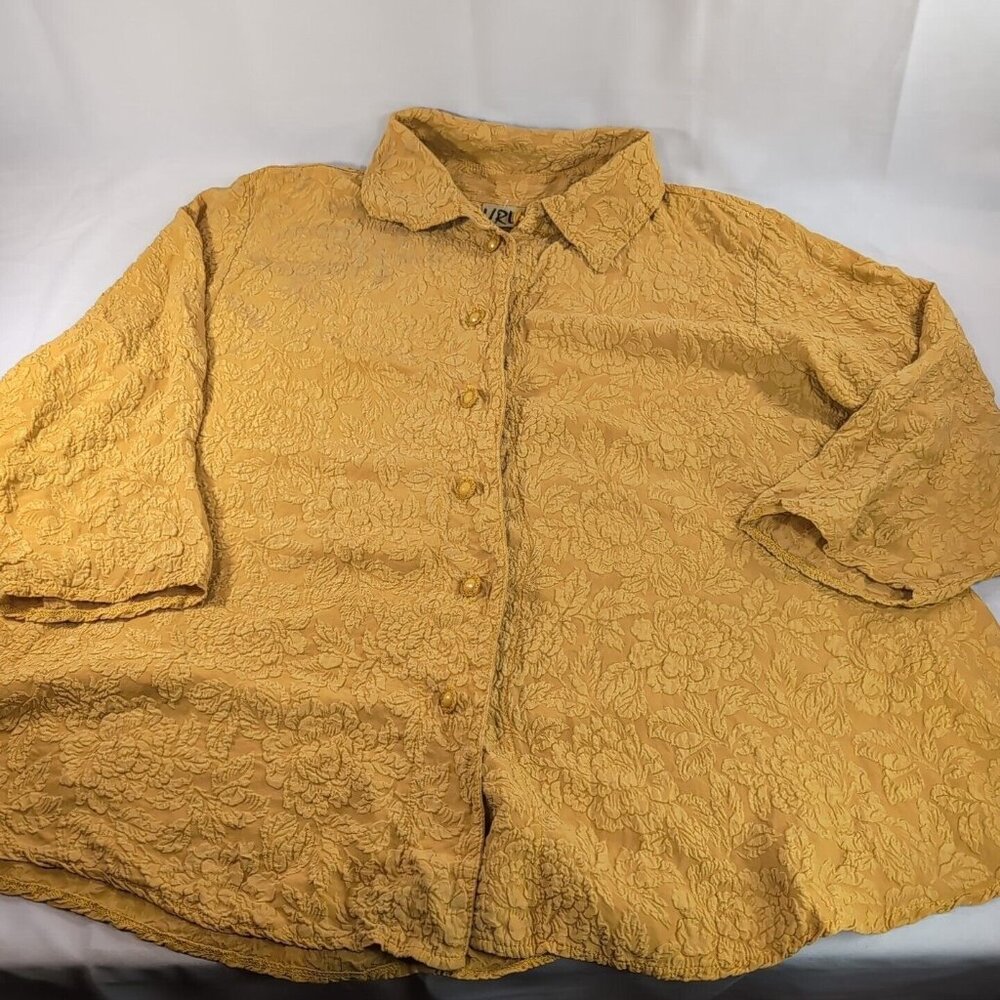 Uru 100% Silk Blouse Yellow Embossed Floral Flowers Button Textured 3/4 sleeve L